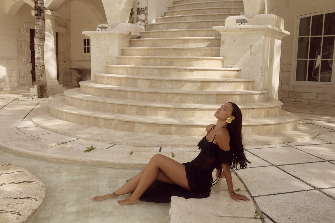 One Dress, Endless Possibilities: How to Dress Up a Black Dress for a Formal Event