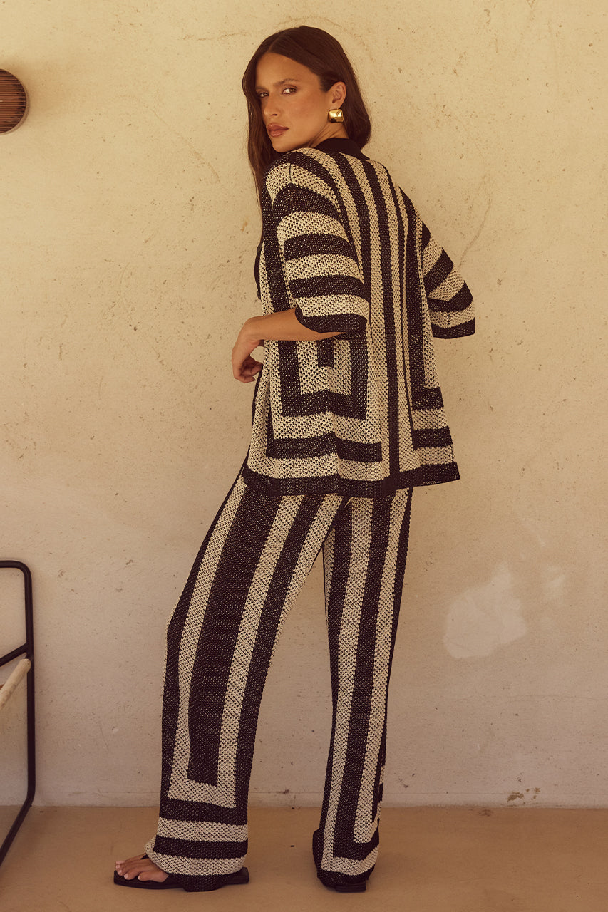 ZIGGY PANT - BLACK/SAND - 240202_RUNAWAY2531_f0b3b4c9-6827-4a46-8ac8-08d6da4604f7