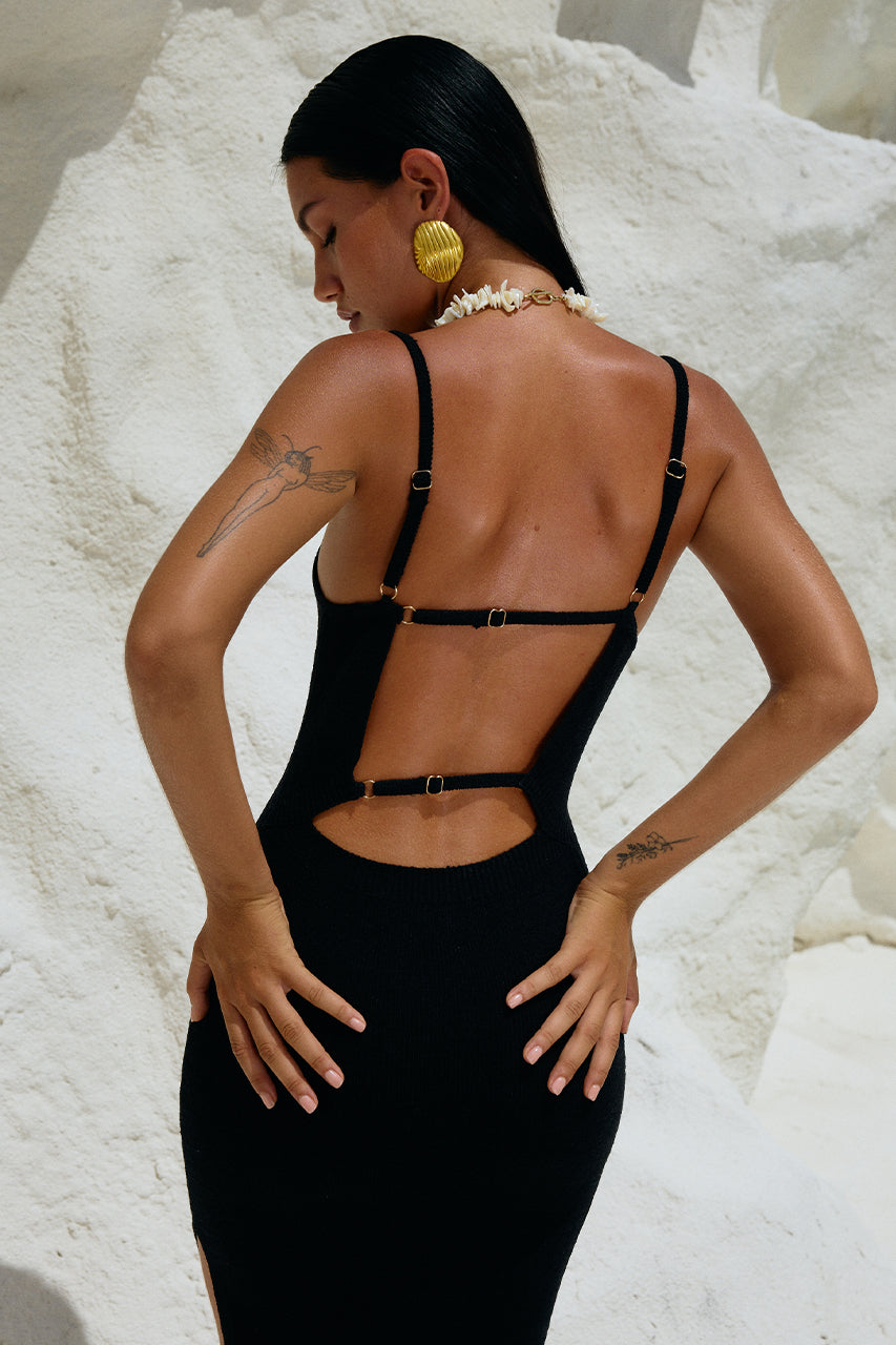 AKARI MIDI DRESS - BLACK - 240416_RUNAWAYTHELABEL_WATERSTUDIO93344