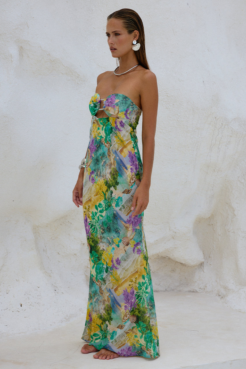 VELZY STRAPLESS DRESS - ESME PRINT - 240416_RUNAWAYTHELABEL_WATERSTUDIO93960_c8d41efb-bf84-42a1-a3ba-d51a62e0f0c4