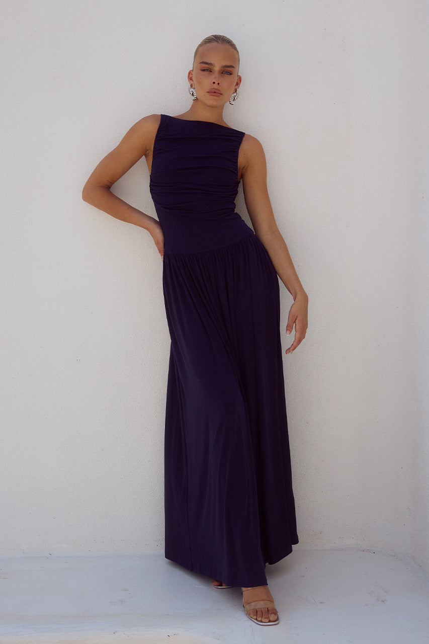 NALLA MAXI DRESS - NAVY XXL - 241008_RUNAWAY4091