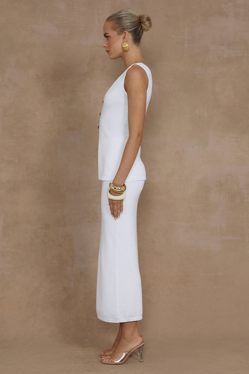 NADINA MIDI SKIRT - WHITE - MADDY_POLLARD_RUNAWAY-157_40591b82-34be-4ee7-be6f-673cf210c52d