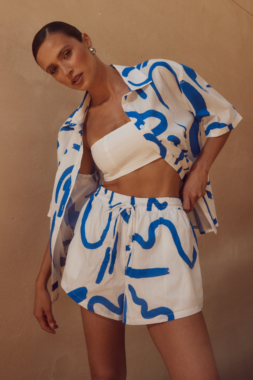 YORK SHIRT - WHITE/BLUE - SHOPIFYIMAGERESIZE-JENN_4_80602ea9-9252-4e75-bde2-30917457f8ea