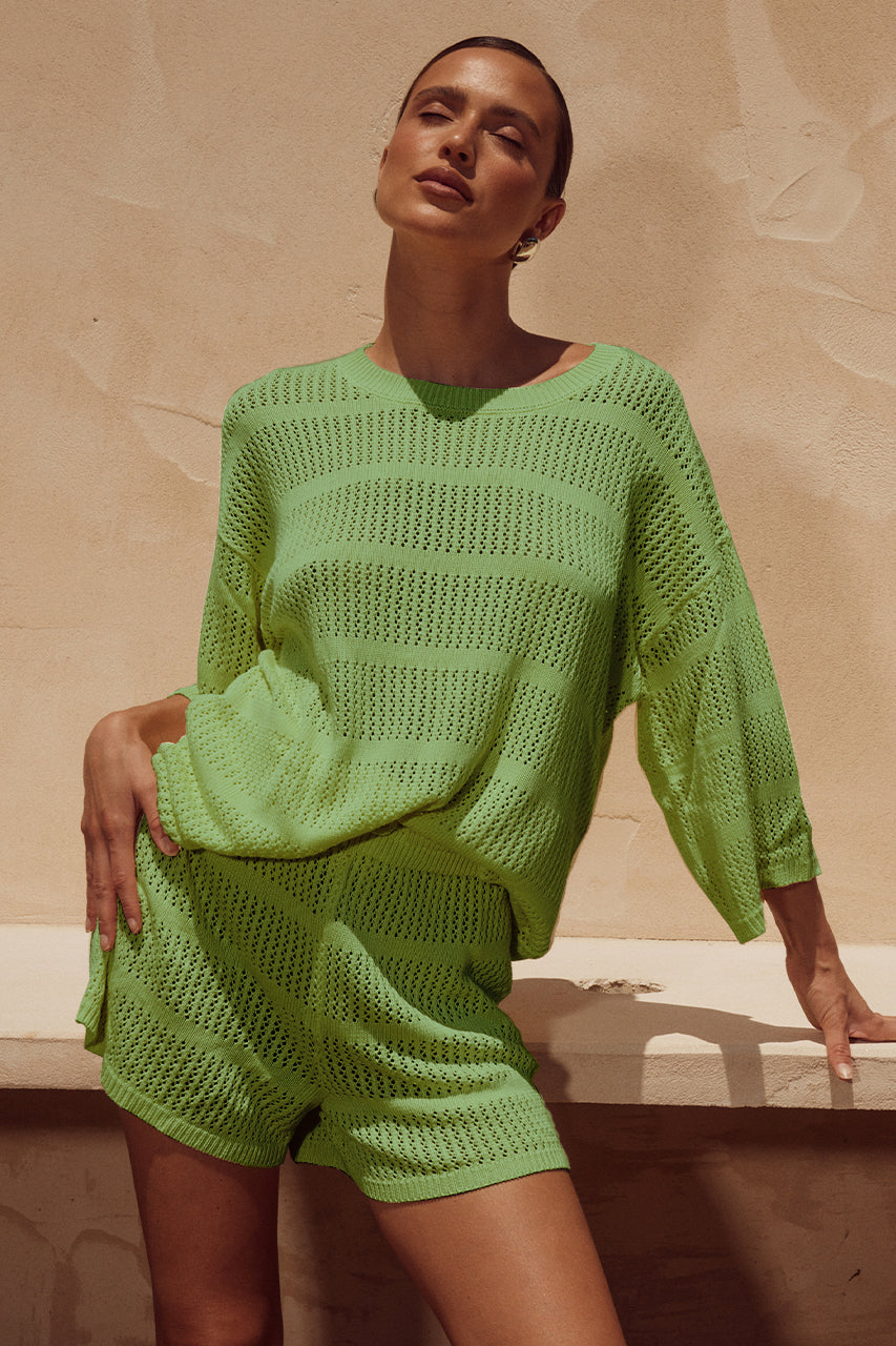 SAMIA SHORT - APPLE - Samia-Green-3_85edc767-747b-4c41-8960-50faa274a951