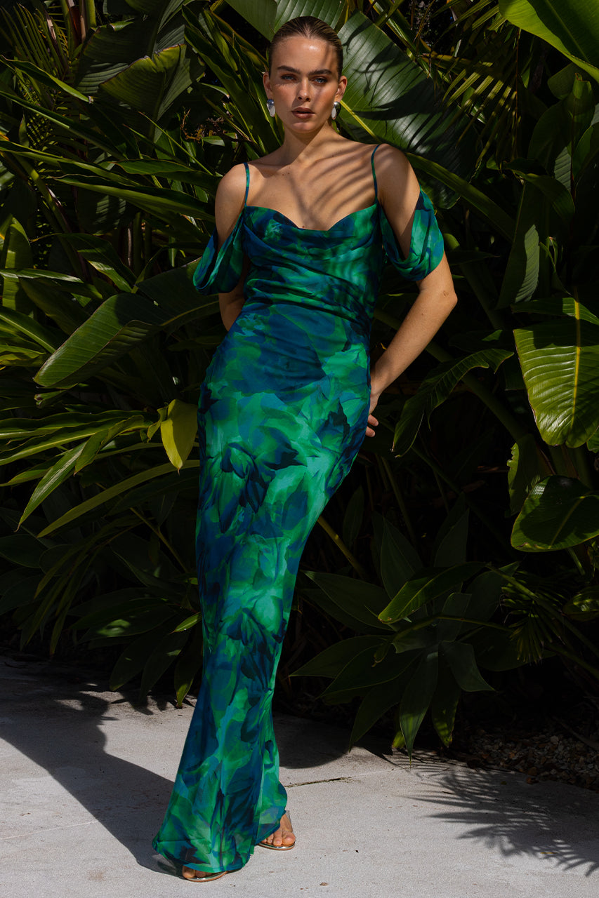 LITSA MAXI DRESS - CALISTA GREEN - WEB-RESIZED-42_6298ddf8-6636-4b8f-902d-d97f3d62e8d7