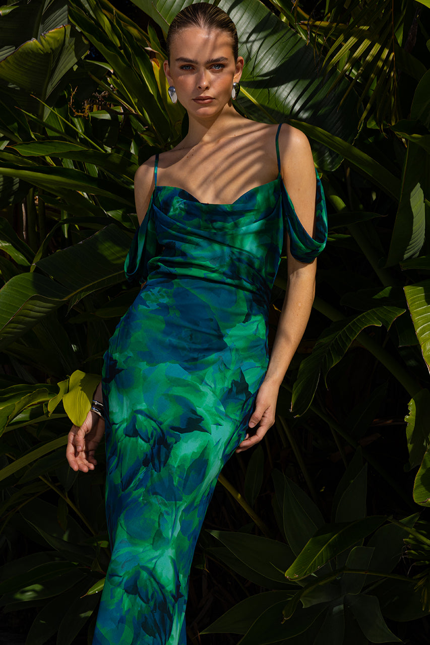 LITSA MAXI DRESS - CALISTA GREEN - WEB-RESIZED-43_351e984a-ec34-41b4-945c-81f8edb357bf