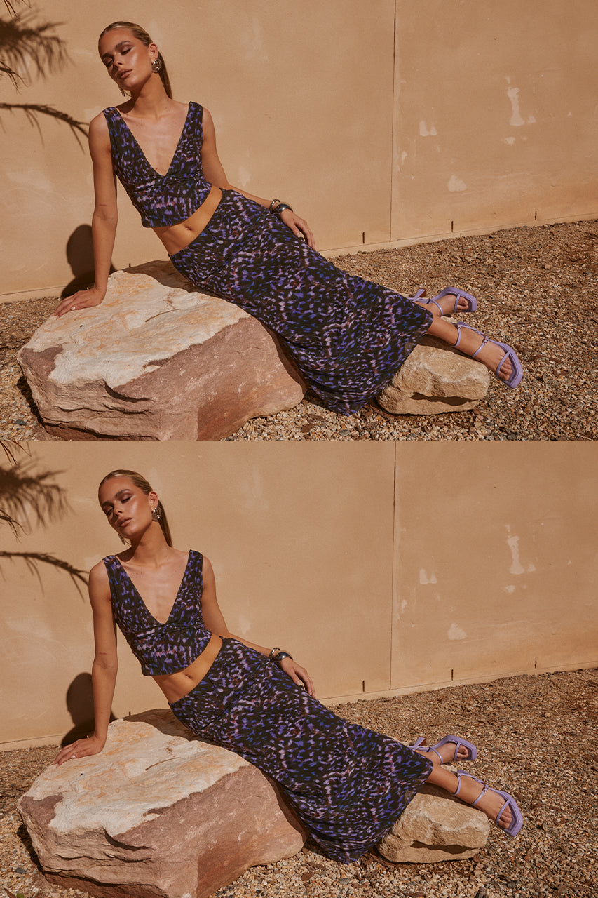 OXANA MAXI SKIRT - IRIS OXANA - WEB-RESIZED-50_be5294d3-1f79-40ad-992c-12f32674bbd1
