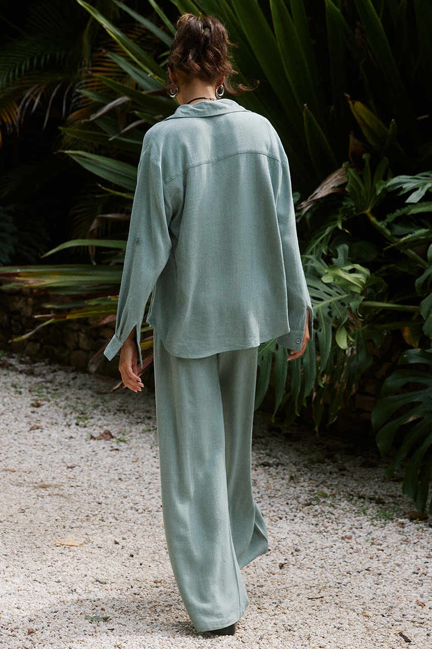 KIANA PANT - SAGE - WEBRESIZED37_7ca76fe4-ec71-40b7-9f57-0e30b41f5cf4
