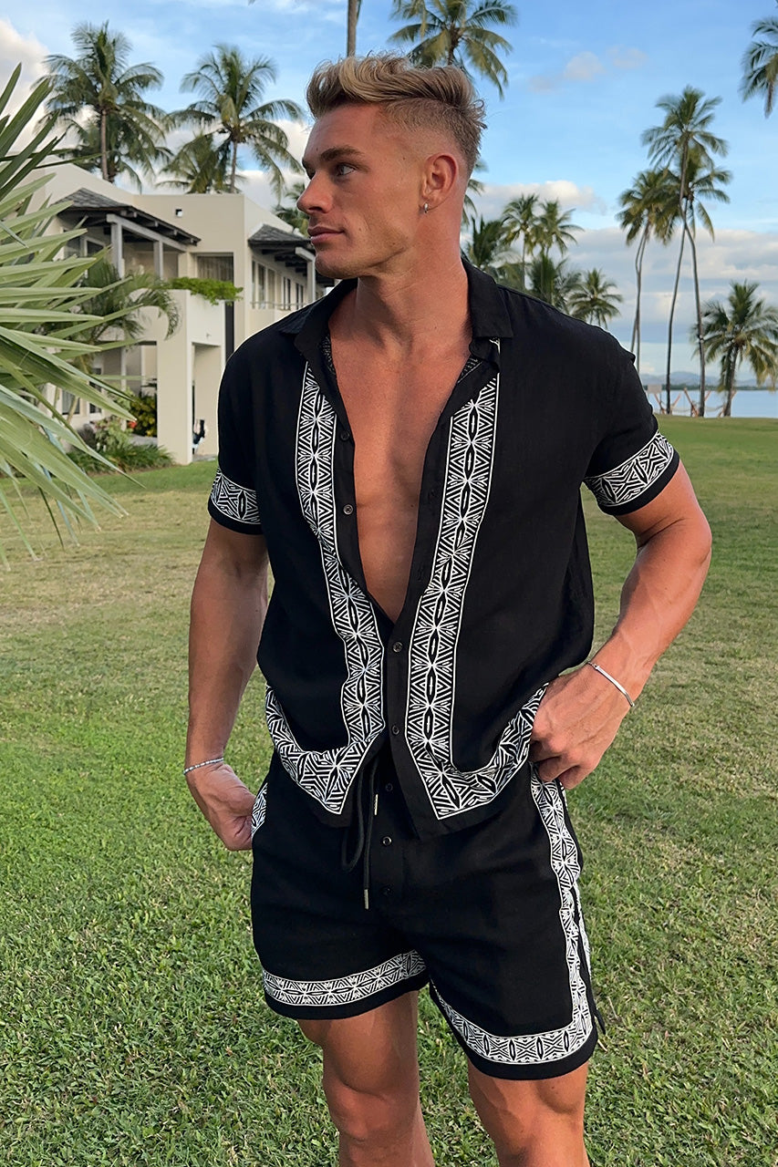 LEVI SHIRT - BLACK - cal.davee-LeviShirtxShort6