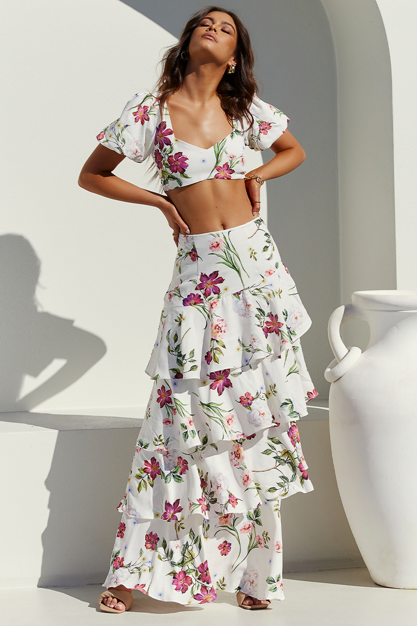 Yokana Top - White Floral - WEBRESIZED85_042c3a85-7a1b-4cae-aa26-da4fec2e8308